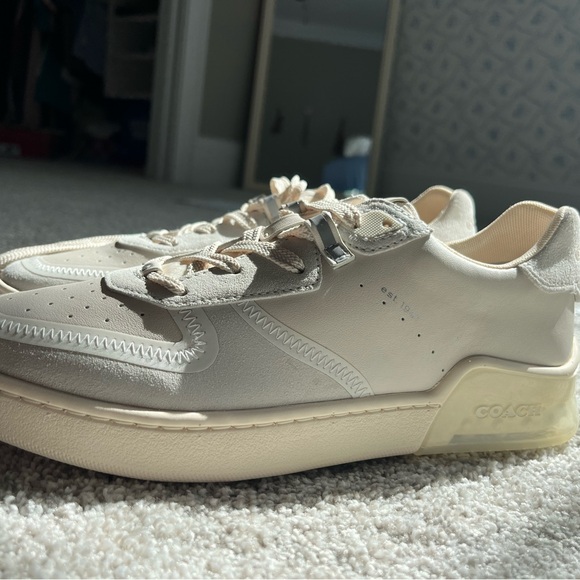 Never worn! Coach women’s sneakers - Picture 2 of 9